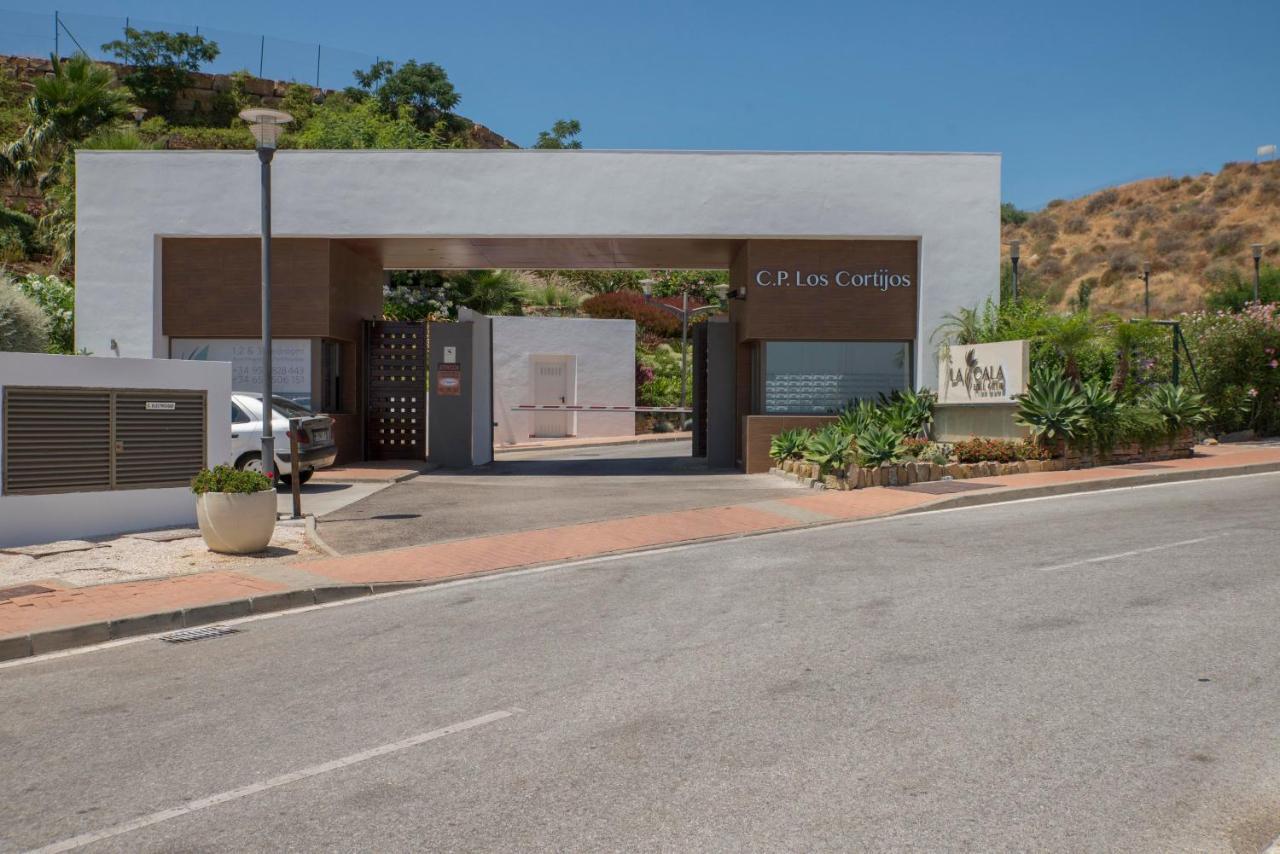 Luxury Apartment Rosita Sitio de Calahonda Luaran gambar