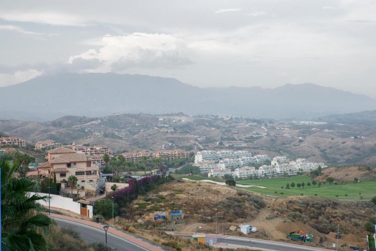 Luxury Apartment Rosita Sitio de Calahonda Luaran gambar